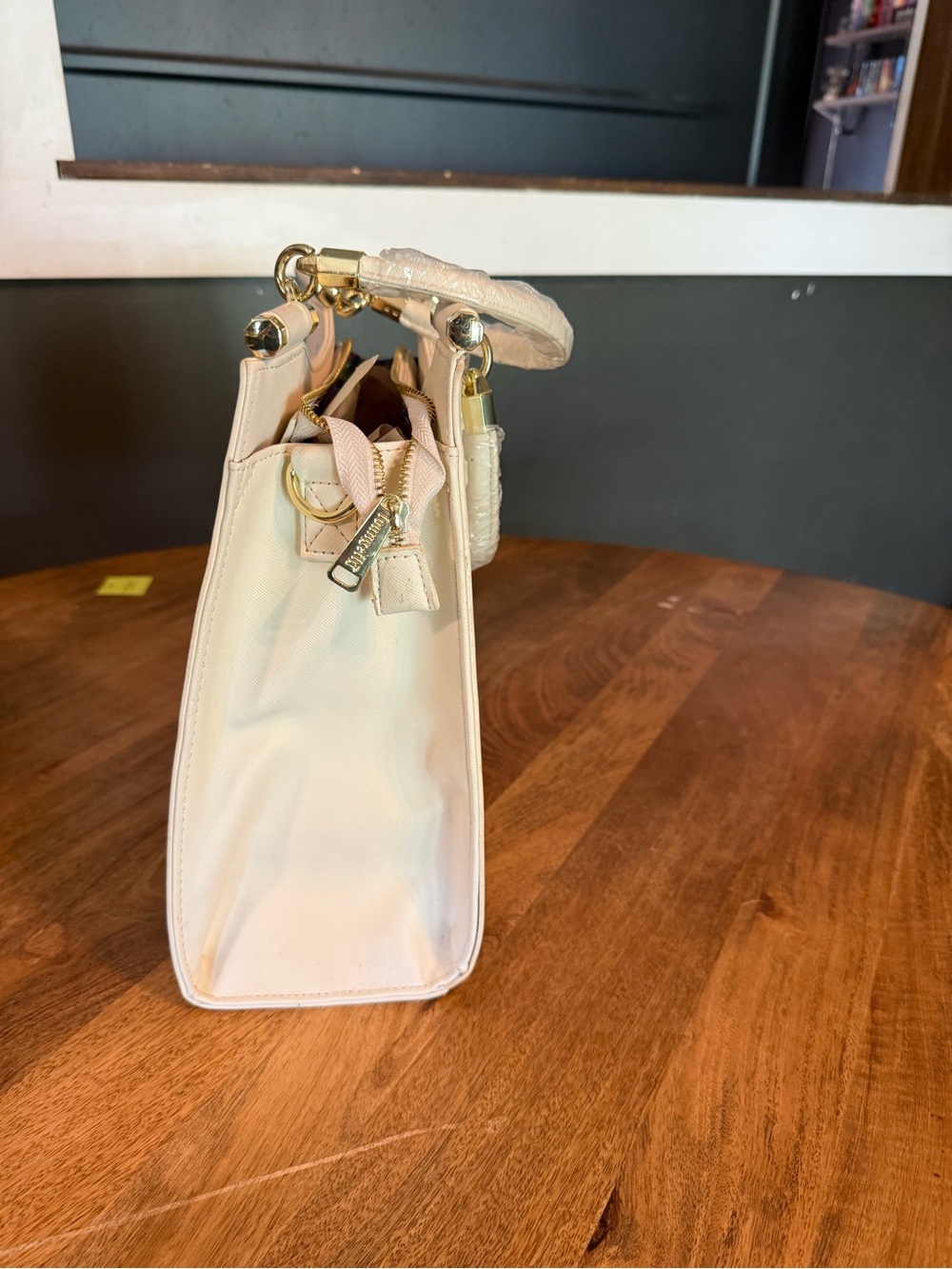 Rapunzel Loungefly Crossbody - Picture 4 of 10